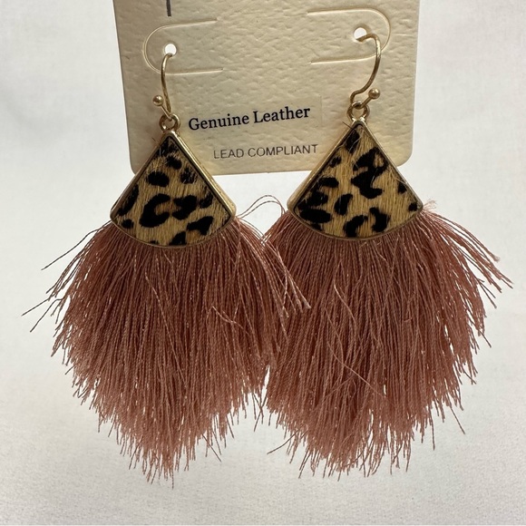 Dangle Earrings Fringe Animal Print Pink - Picture 5 of 7